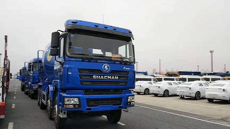 Camion malaxeur SHACMAN F3000 8x4
